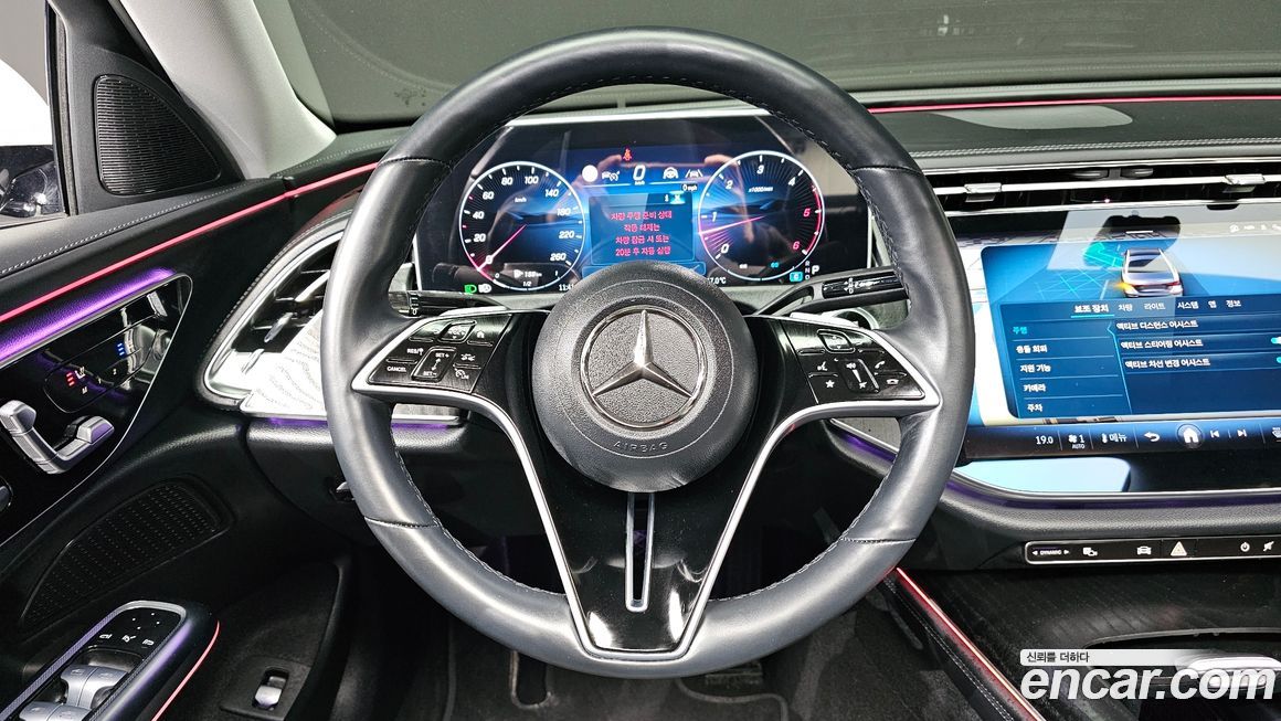 Mercedes-Benz E-Class 2024