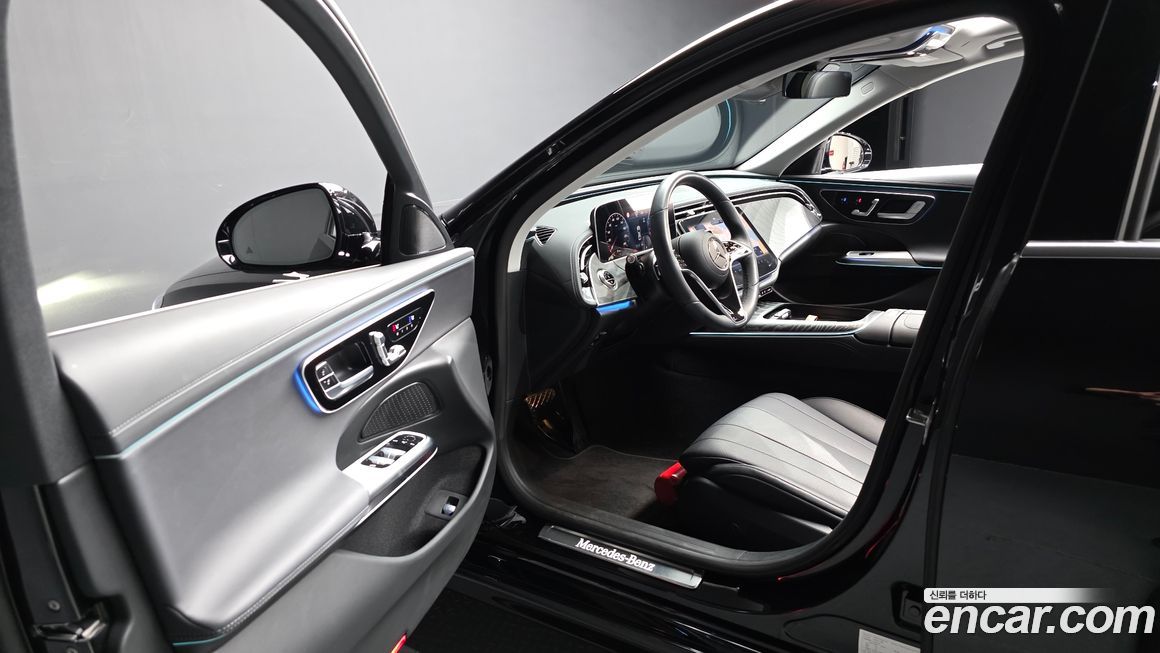 Mercedes-Benz E-Class 2025