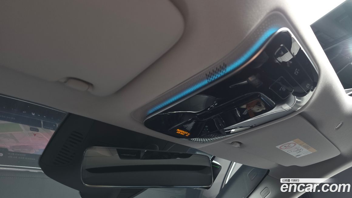 Mercedes-Benz E-Class 2025