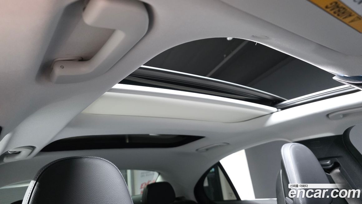 Mercedes-Benz E-Class 2025