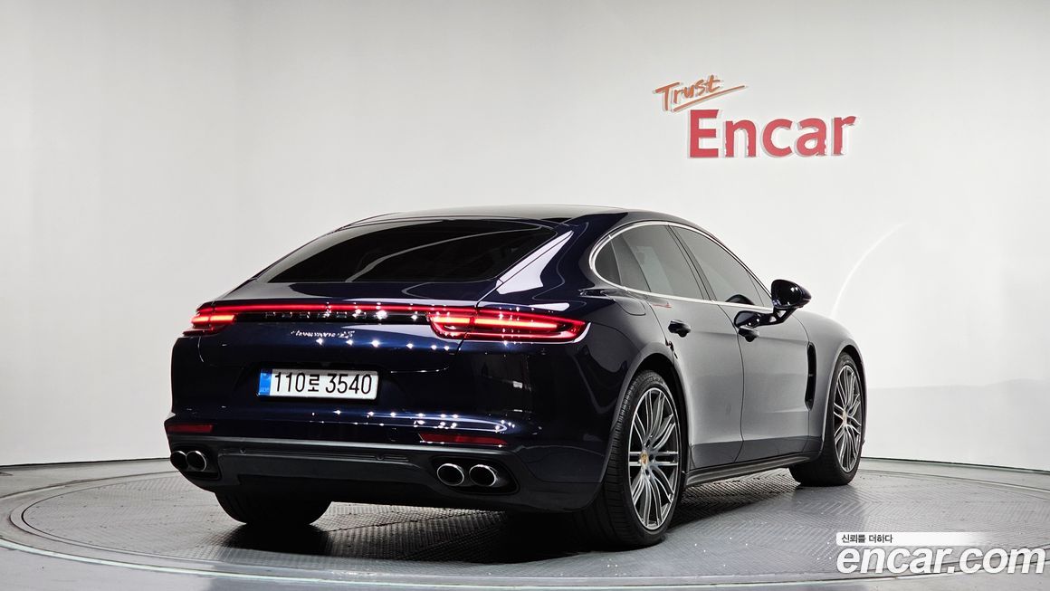 Porsche Panamera 2018