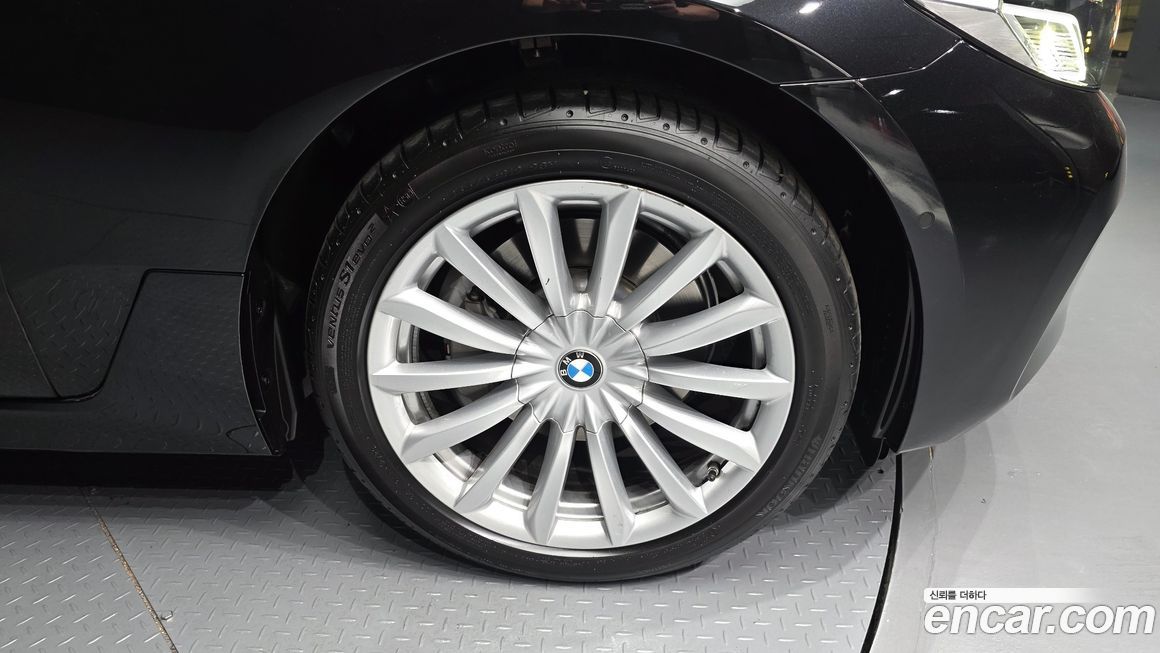 BMW Gran Turismo 2024