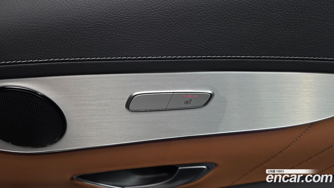 Mercedes-Benz GLC-Class 2023