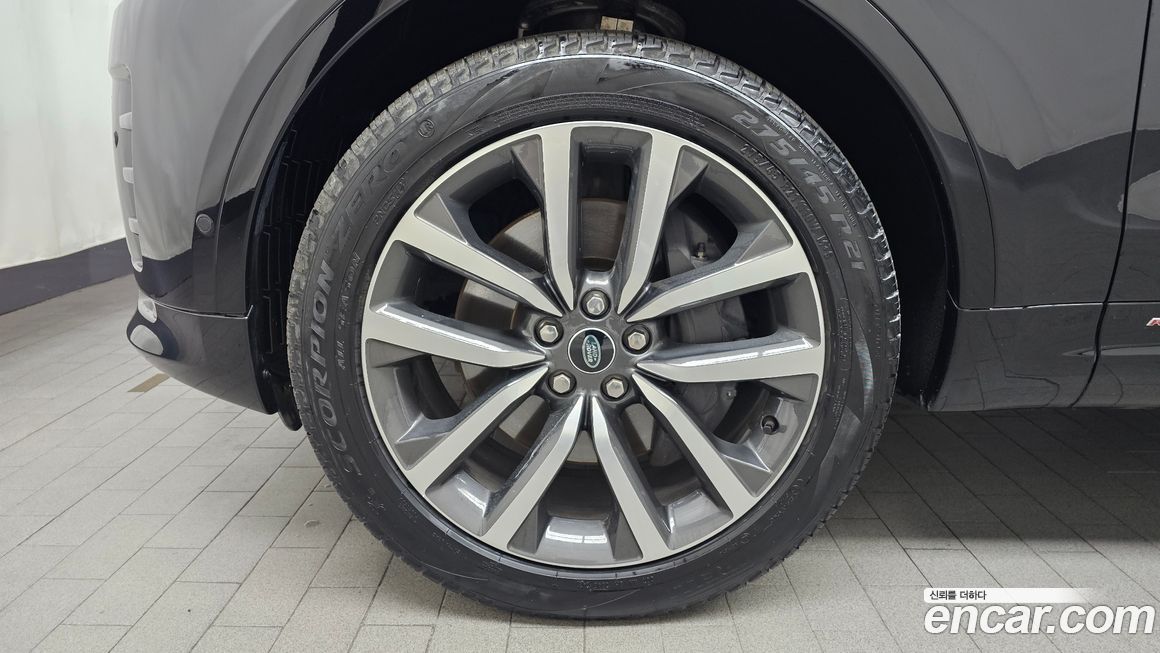 Land Rover Discovery 2022