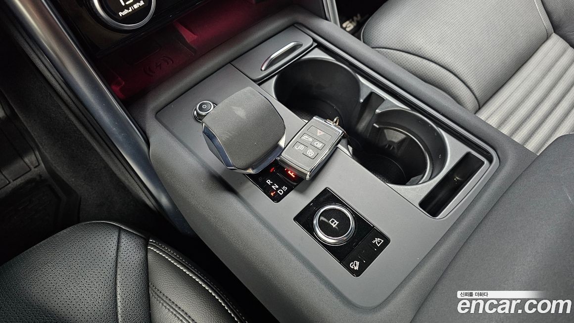 Land Rover Discovery 2022