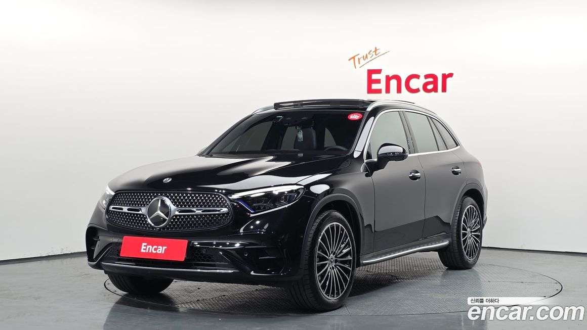 Mercedes-Benz GLC-Class 2023