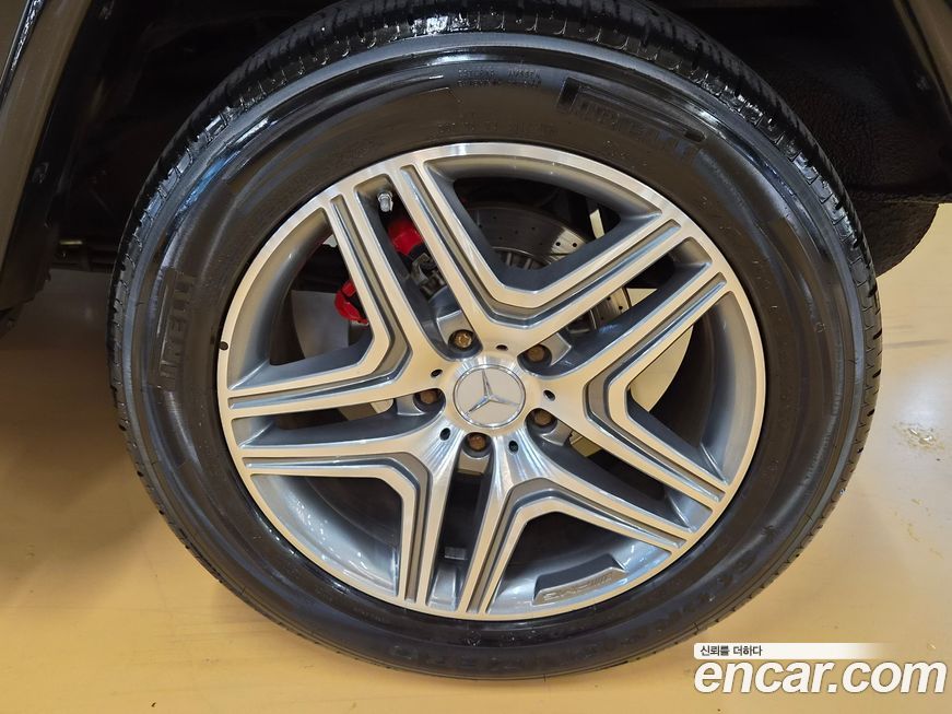 Mercedes-Benz G-Class 2016