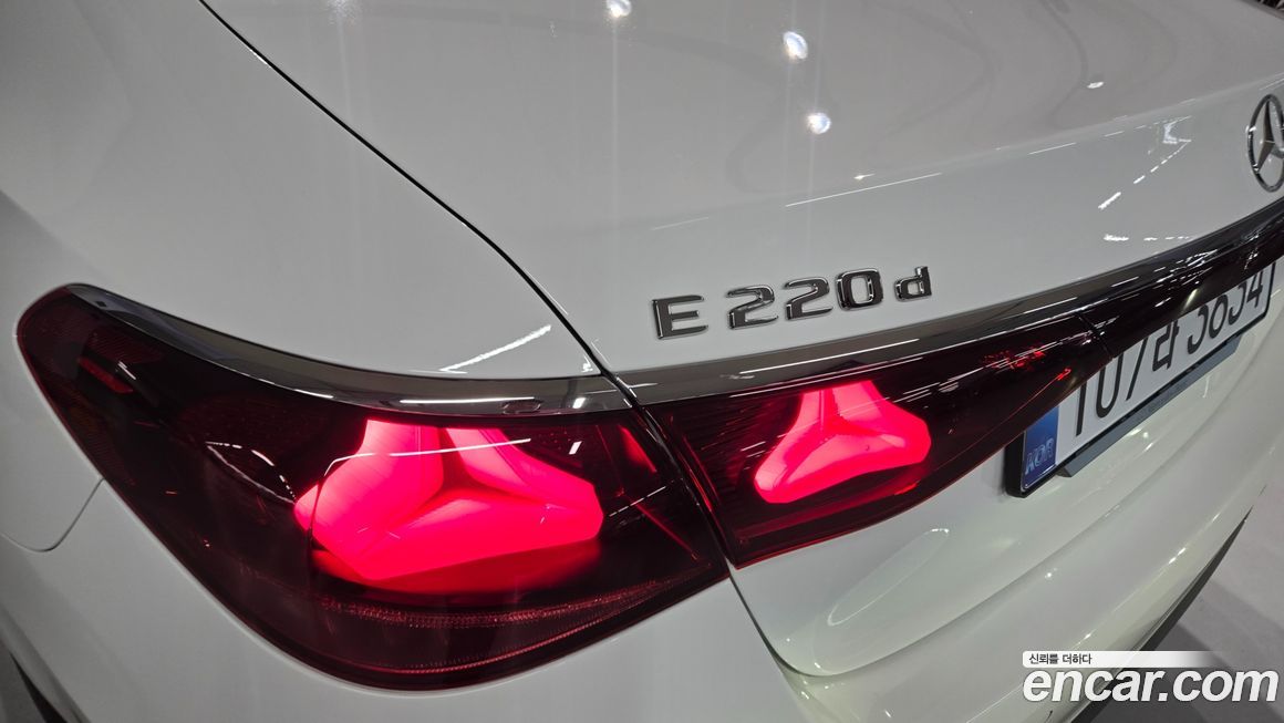 Mercedes-Benz E-Class 2025