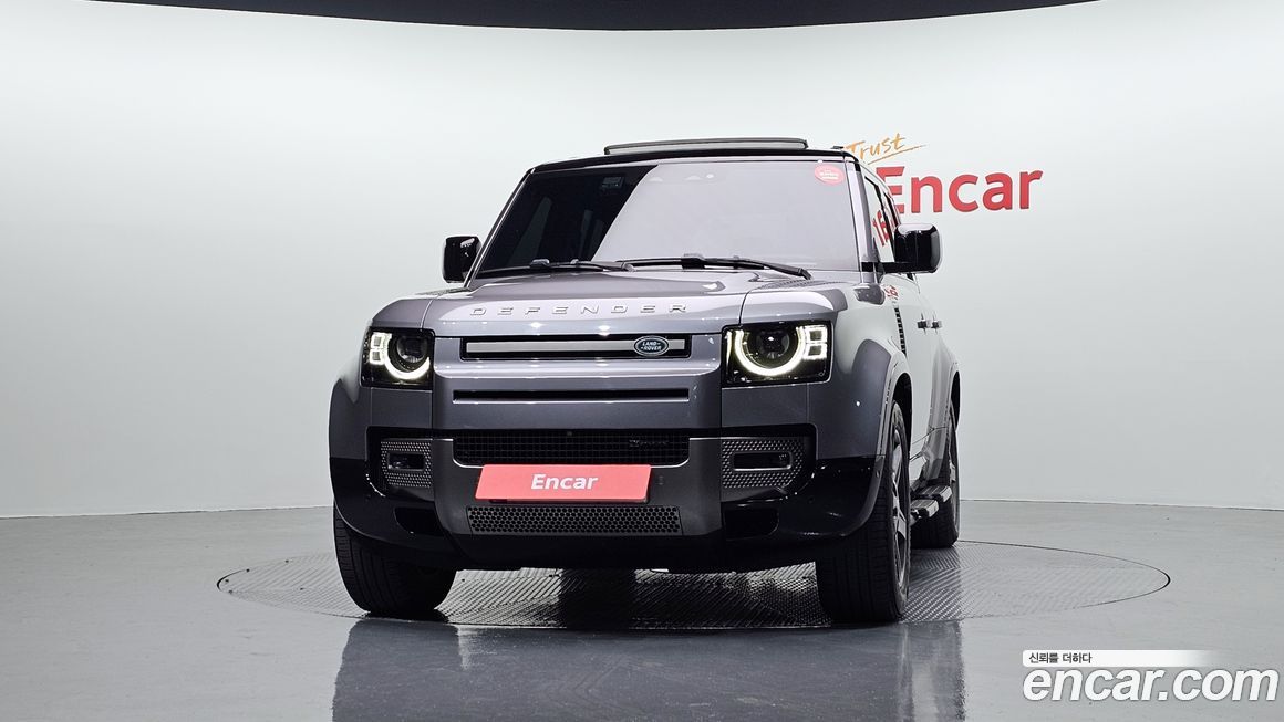 Land Rover Defender 2023