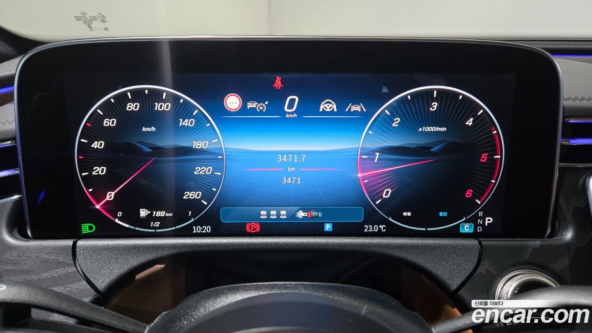 Mercedes-Benz E-Class 2025