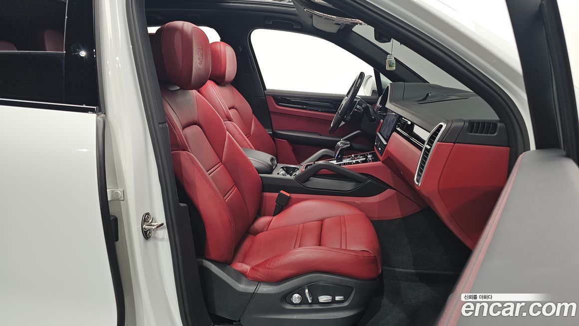 Porsche Cayenne 2020