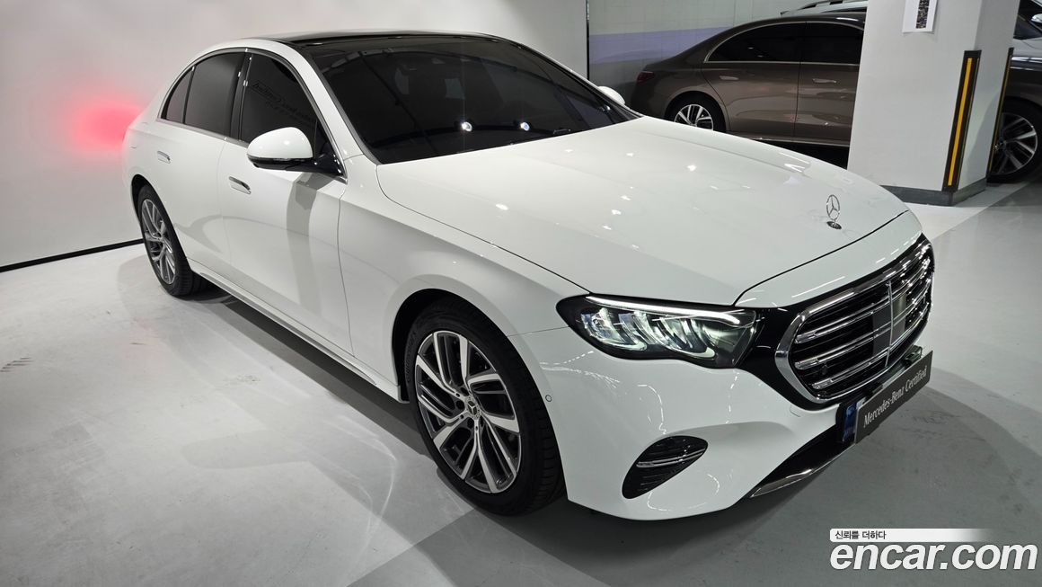 Mercedes-Benz E-Class 2025