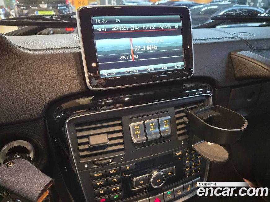 Mercedes-Benz G-Class 2016