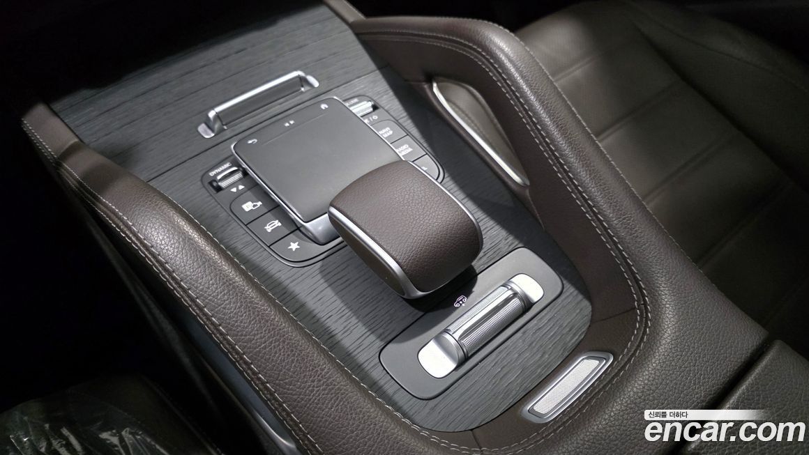 Mercedes-Benz GLE-Class 2023