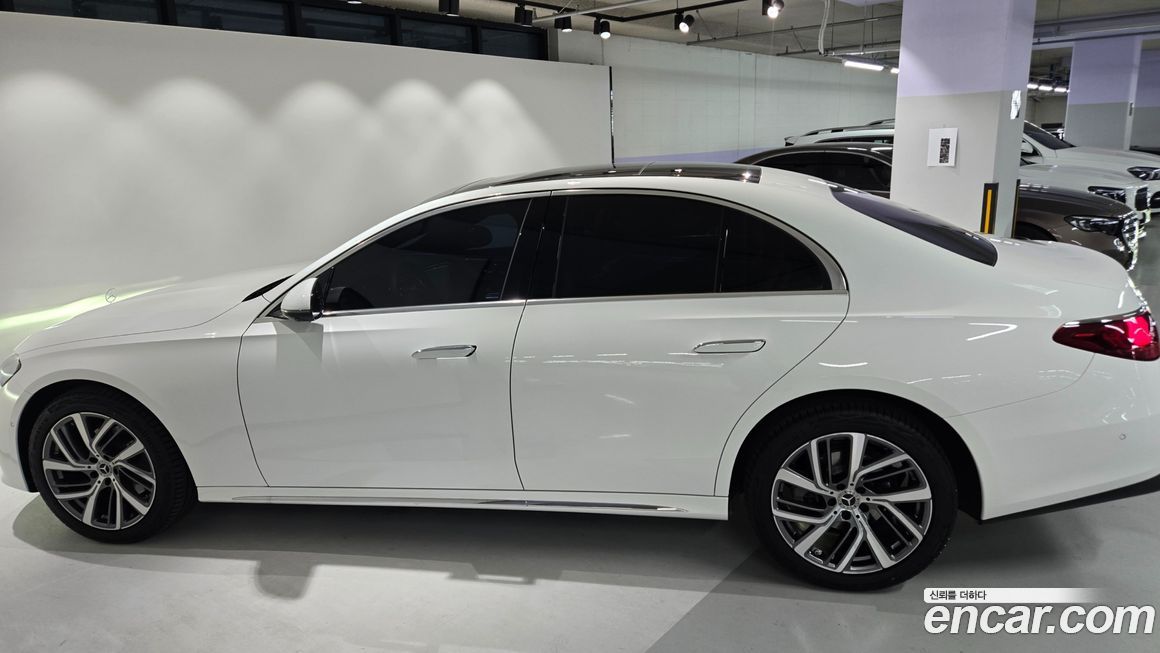 Mercedes-Benz E-Class 2025