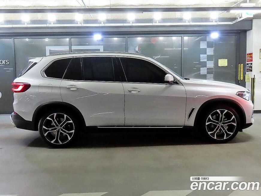 BMW X5 2023