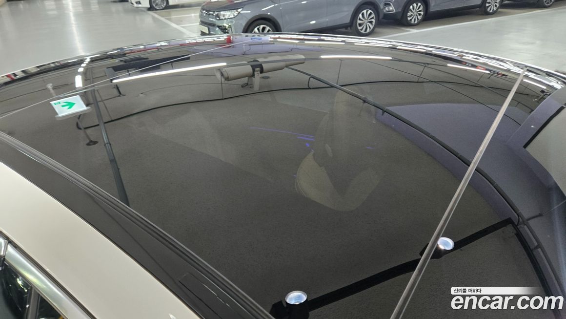 Mercedes-Benz E-Class 2025