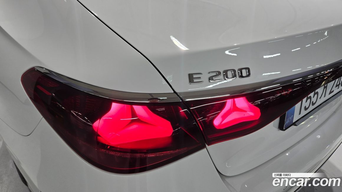 Mercedes-Benz E-Class 2026