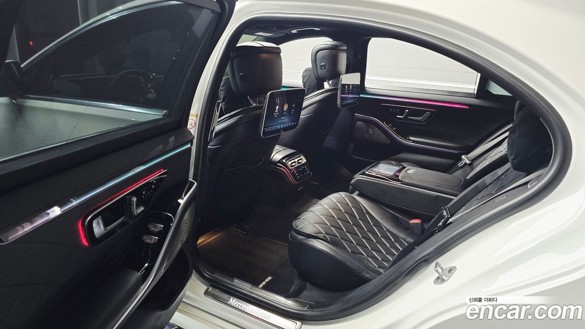 Mercedes-Benz S-Class 2021