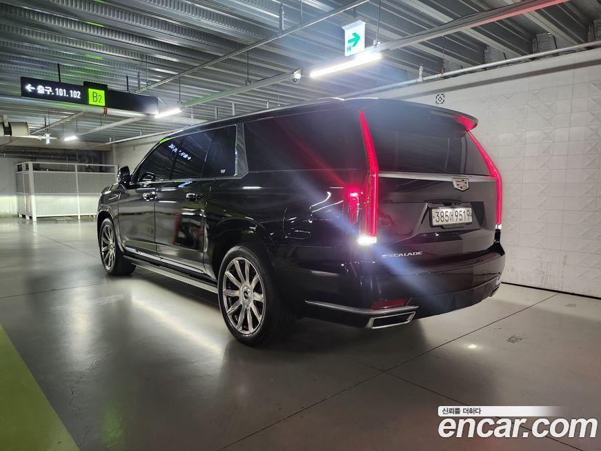 Cadillac Escalade 2021