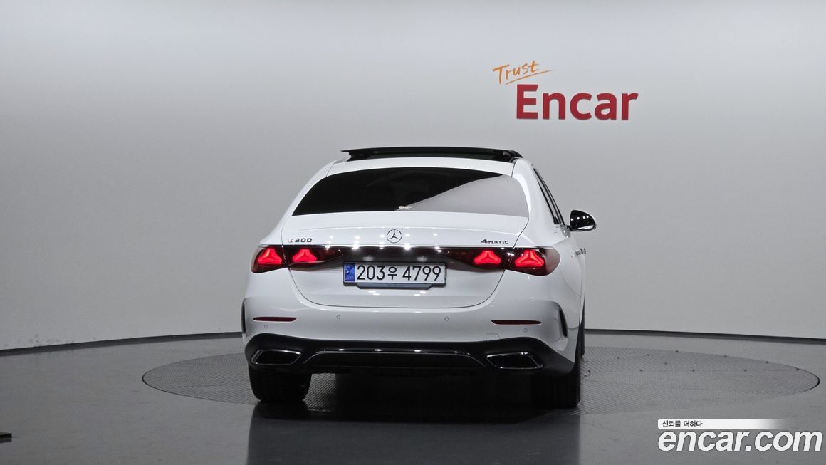 Mercedes-Benz E-Class 2025