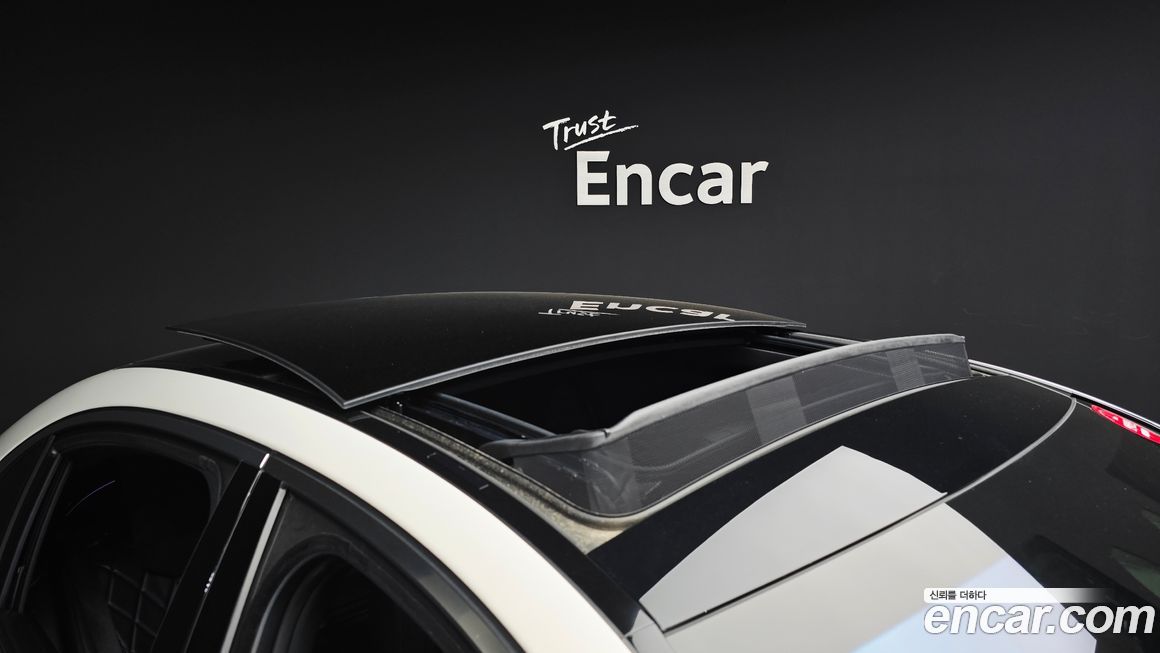 Mercedes-Benz S-Class 2021