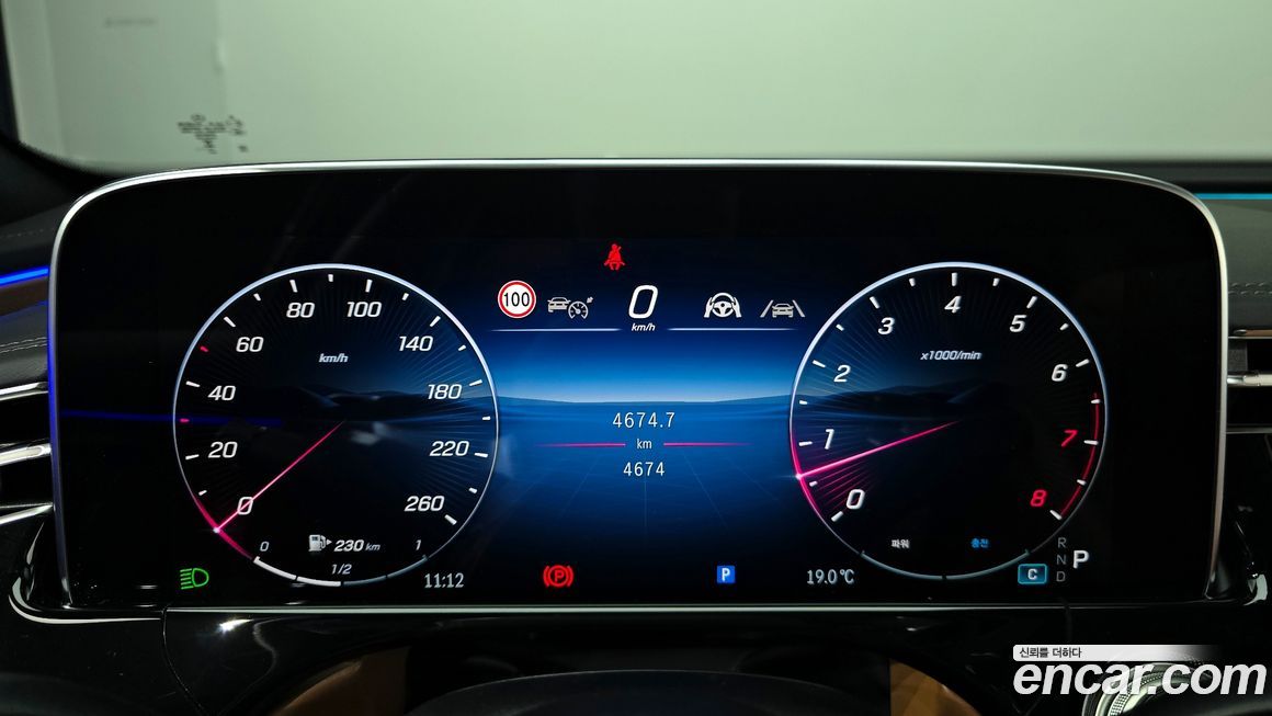 Mercedes-Benz E-Class 2025