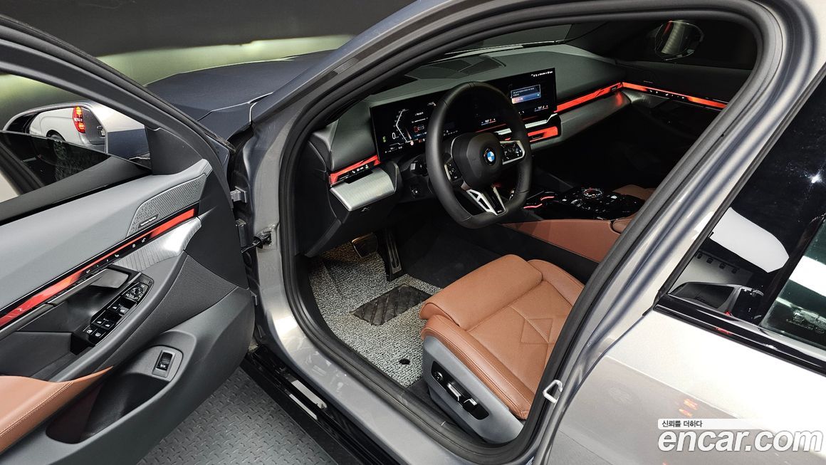 BMW 5-Series 2025