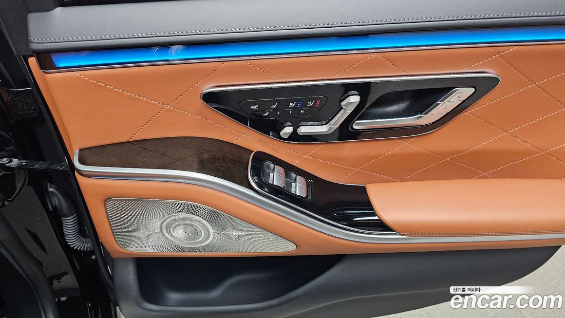 Mercedes-Benz S-Class 2021