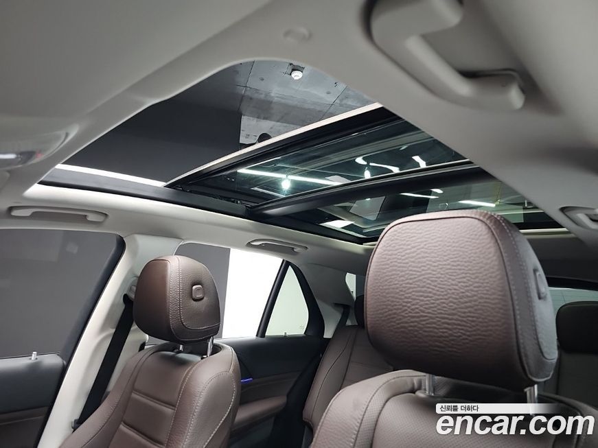 Mercedes-Benz GLE-Class 2023