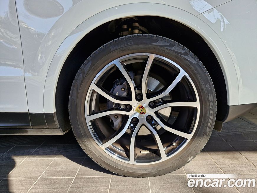 Porsche Cayenne 2020