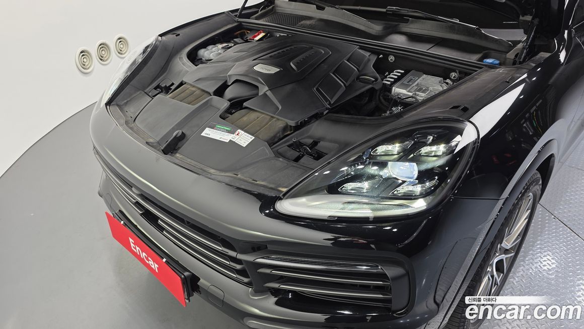 Porsche Cayenne 2023