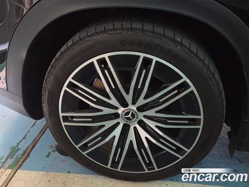 Mercedes-Benz EQE 2023