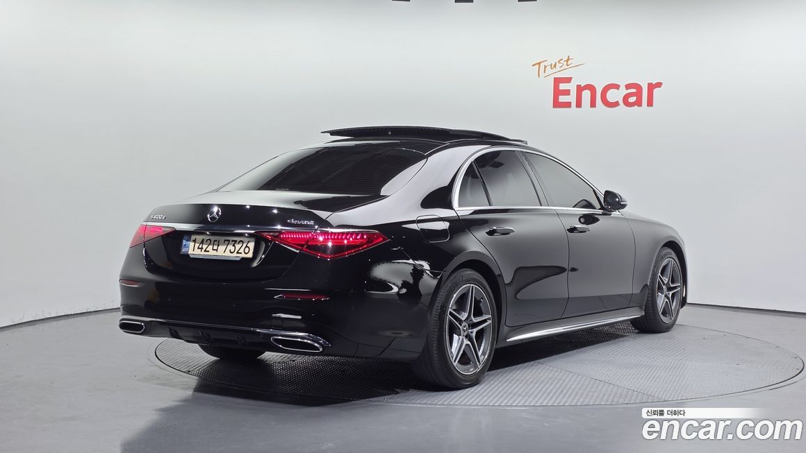 Mercedes-Benz S-Class 2022