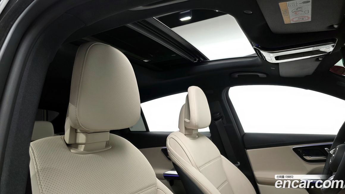 Mercedes-Benz GLC-Class 2025