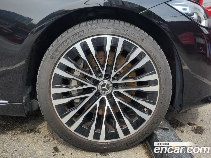 Mercedes-Benz S-Class 2022