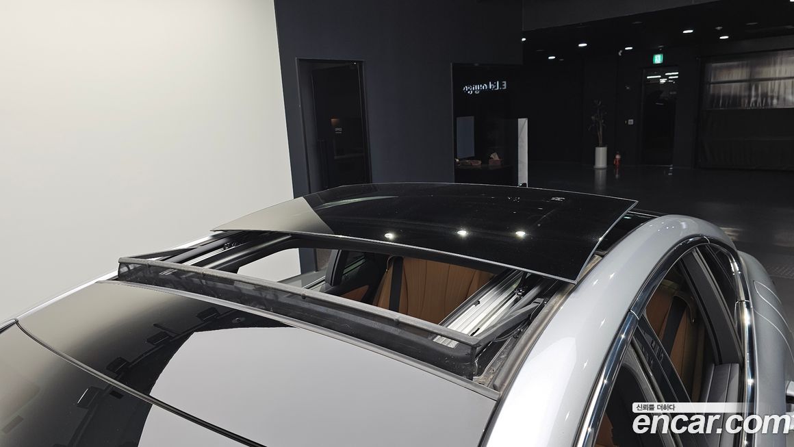Lexus LS 2023
