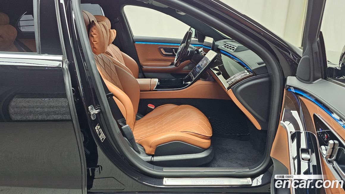 Mercedes-Benz S-Class 2021