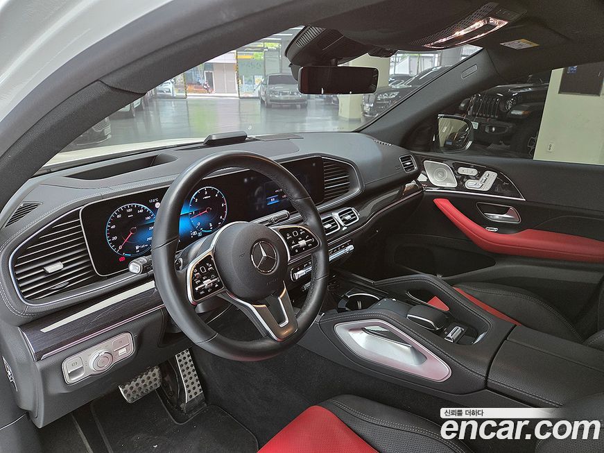 Mercedes-Benz GLE-Class 2023