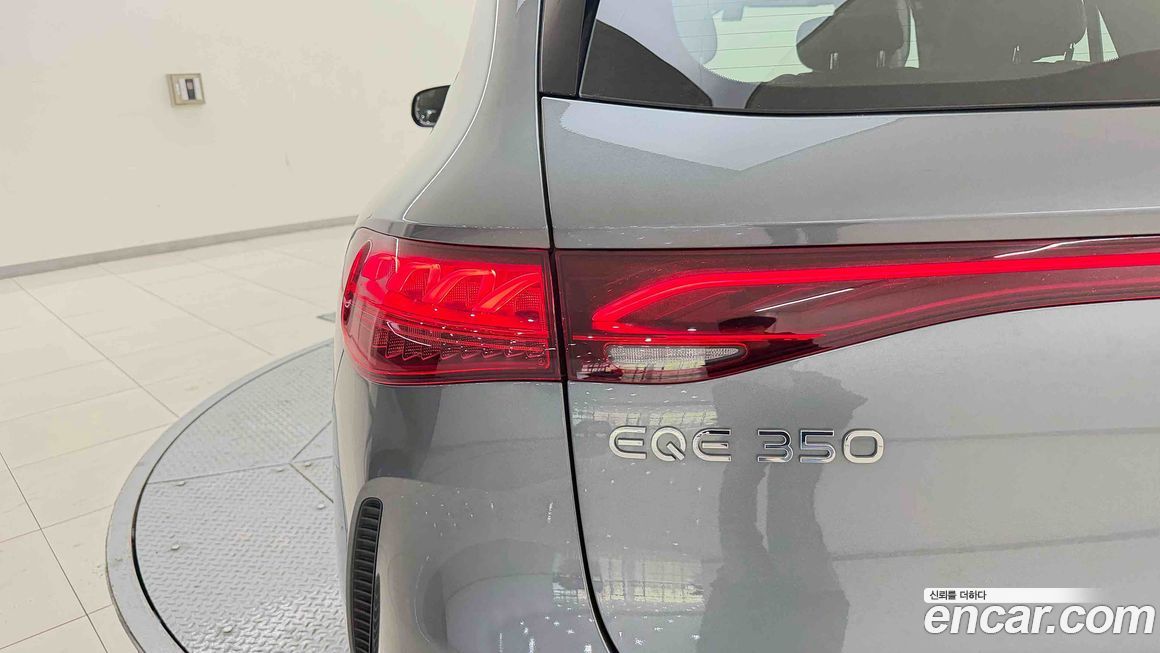 Mercedes-Benz EQE 2025