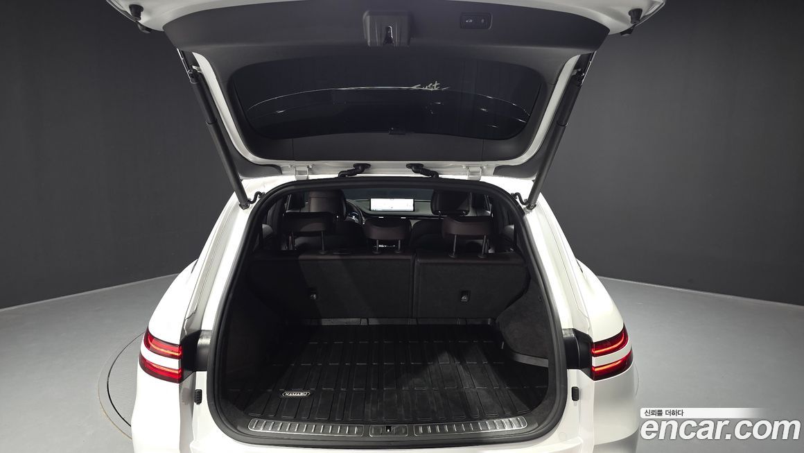 Genesis GV70 2023