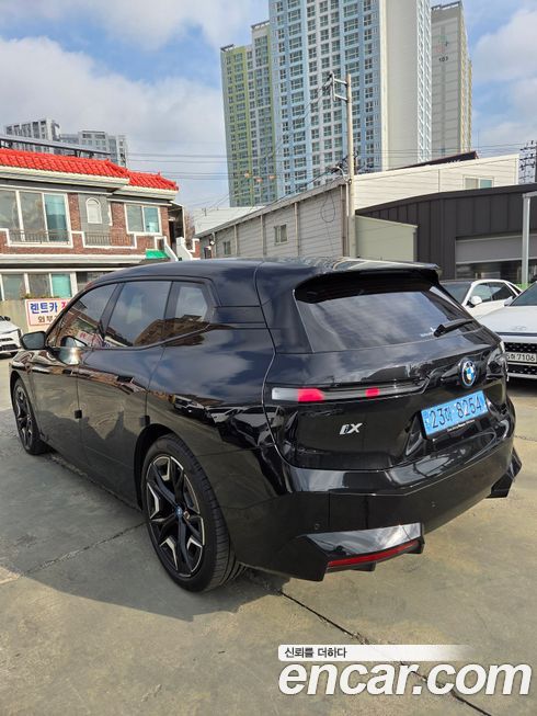 BMW iX 2024