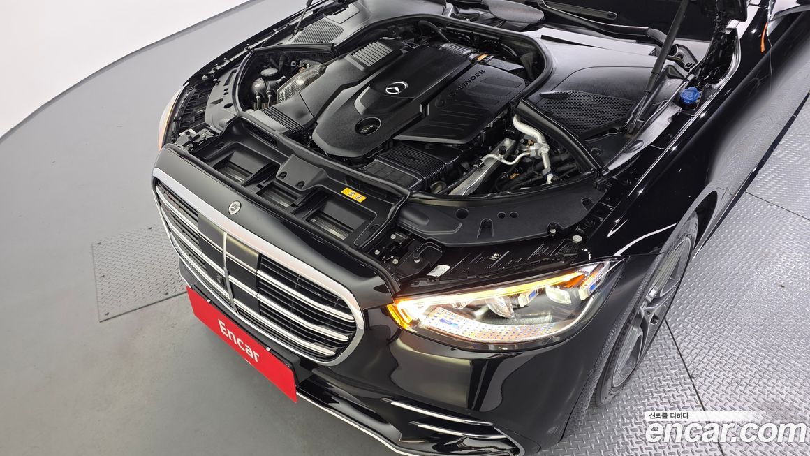 Mercedes-Benz S-Class 2022