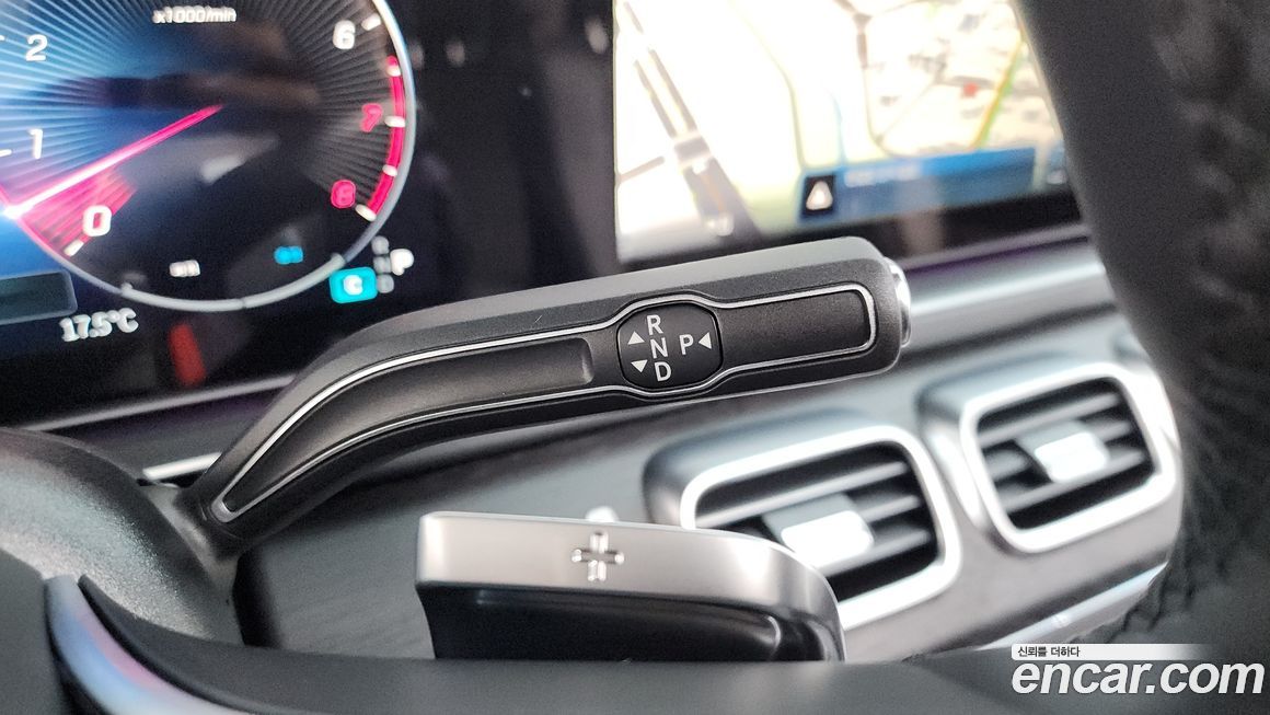 Mercedes-Benz GLE-Class 2025