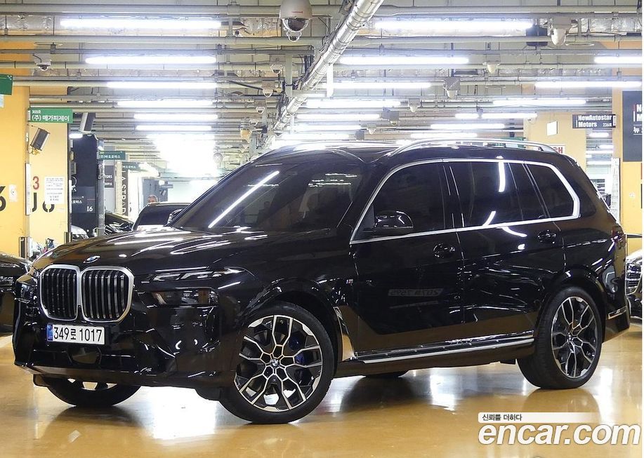 BMW X7 2025