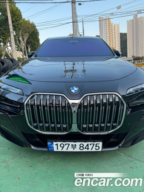 BMW 7-Series 2025