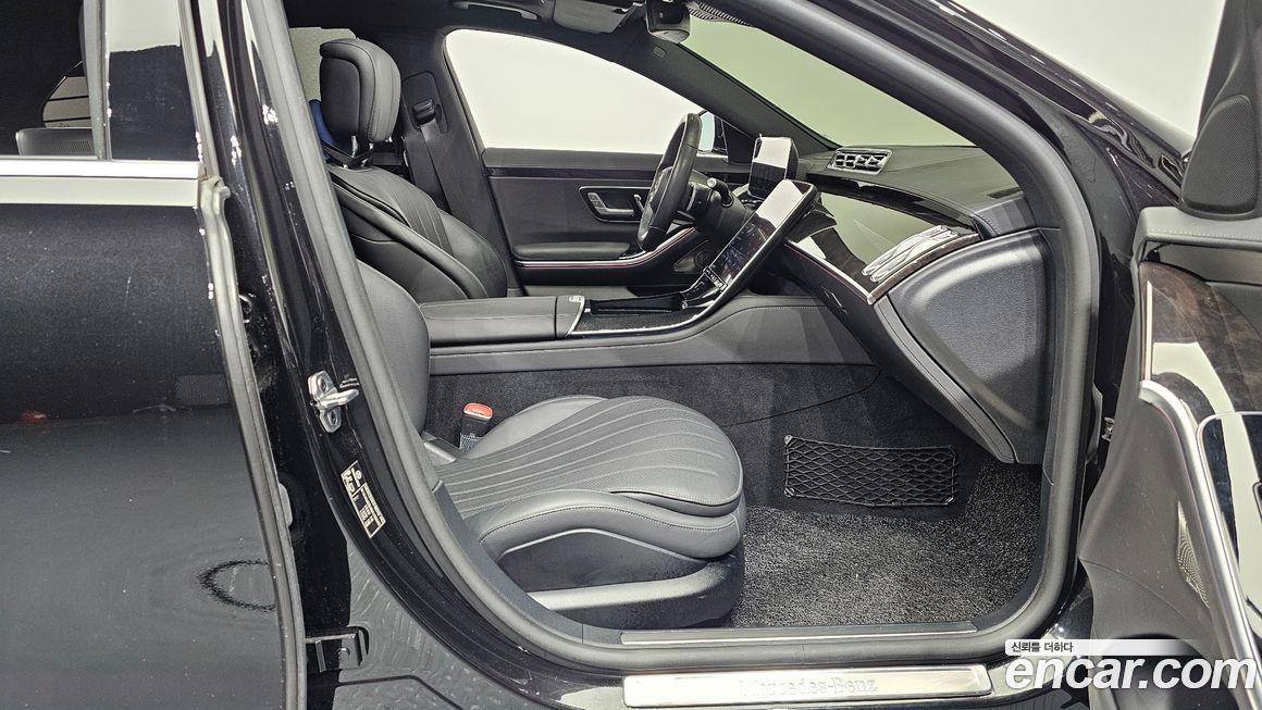 Mercedes-Benz S-Class 2022