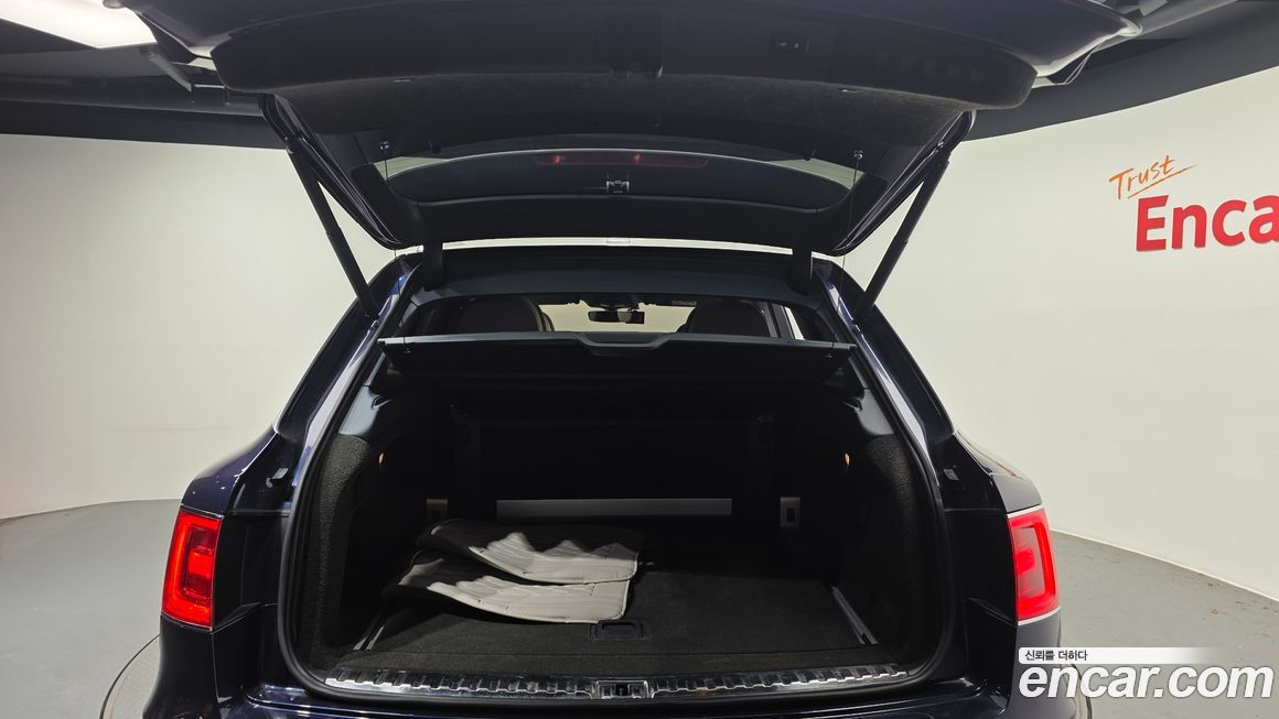 Bentley Bentayga 2017