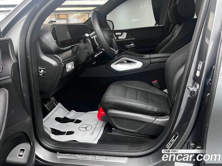 Mercedes-Benz GLS-Class 2025