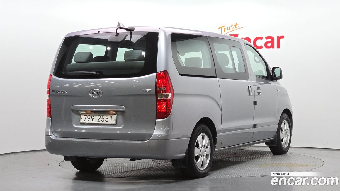 Hyundai Starex 2021